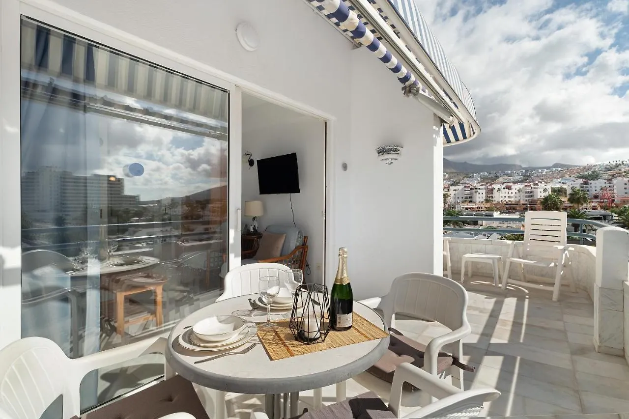 Club Atlantis With Views Villa Costa Adeje 0*,  İspanya